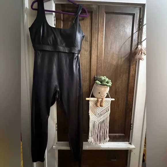 Fabletics X Khloe Kardashian size XXL - jumpsuit - Picture 1 of 10